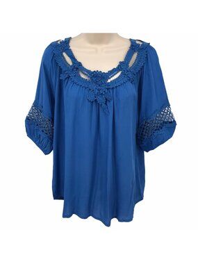 Fig & Vine Blue Crochet Detail Rayon Blouse Womens Size M